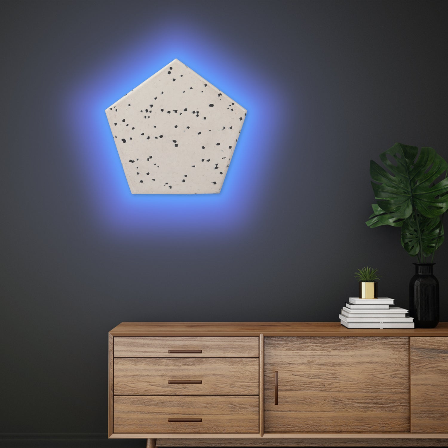 PENTA MOON-O-CHROME | SMART LED WALL LAMP